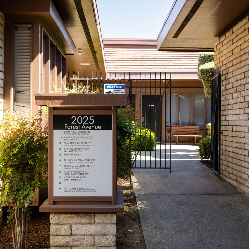 Bay Area Dental & Implant Center office view 1